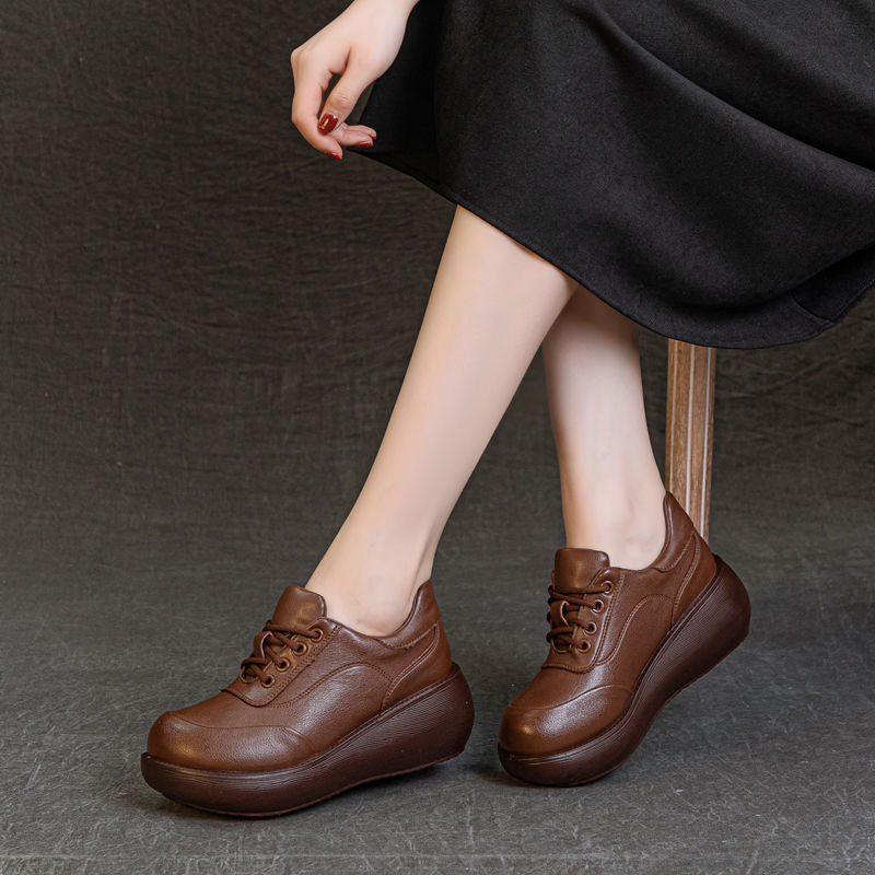 Retro-Schnürschuhe aus Leder