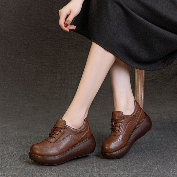 Retro-Schnürschuhe aus Leder