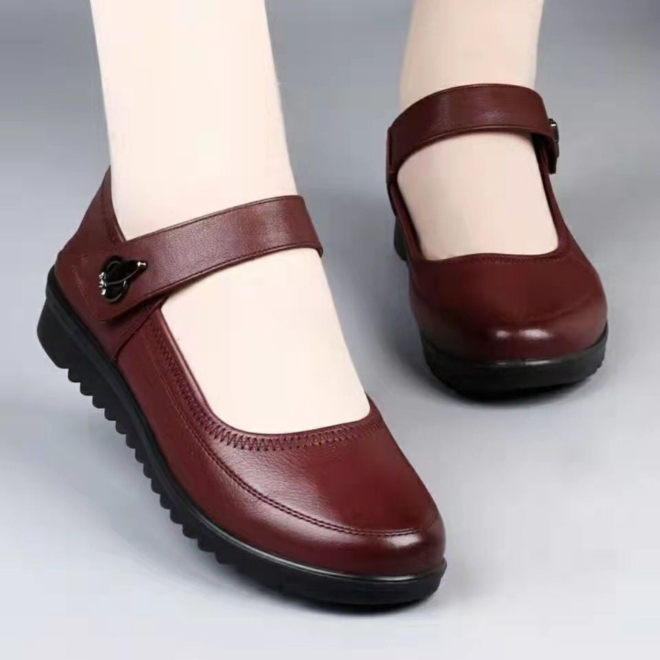 Bequeme Schuhe mit weicher Sohle für Mütter im Frühling und Herbst