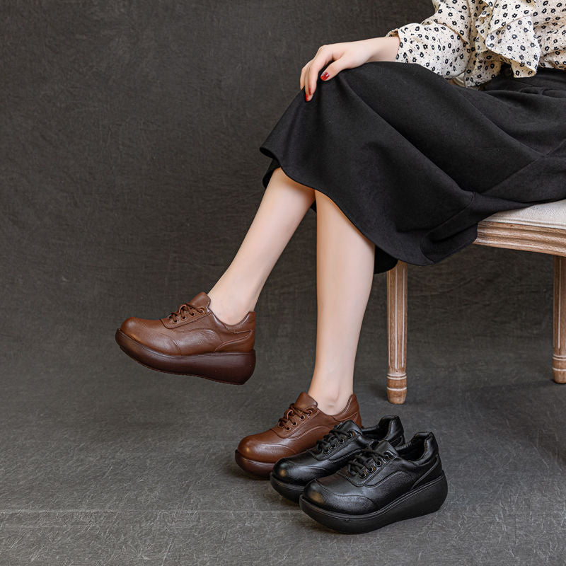 Retro-Schnürschuhe aus Leder