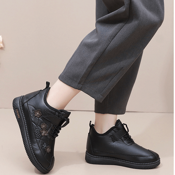 Damenschuhe aus Baumwolle mit Leder (drei Muscheln)