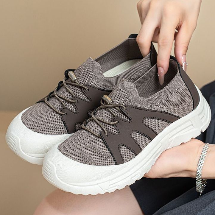 Leichte Sportschuhe