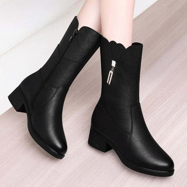 Weiche Lederstiefel mit Blockabsatz