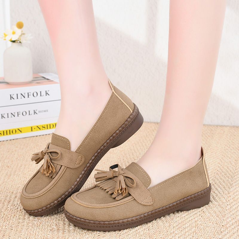 Damenschuhe aus Leder (Riemen mit Schleife)