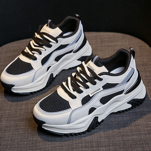 Atmungsaktive Sport- und Freizeitschuhe