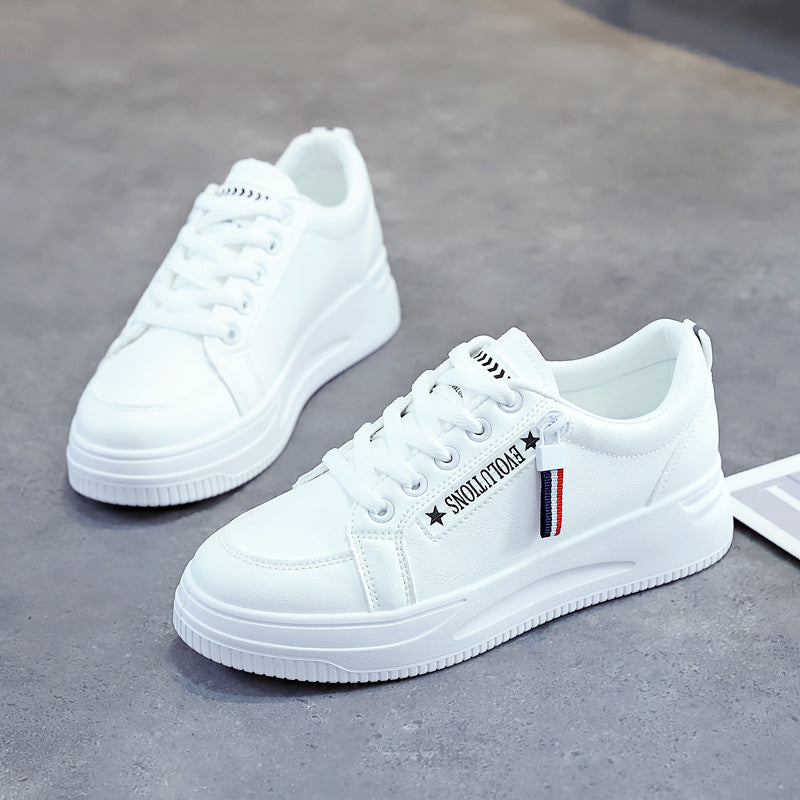 Flat casual shoes