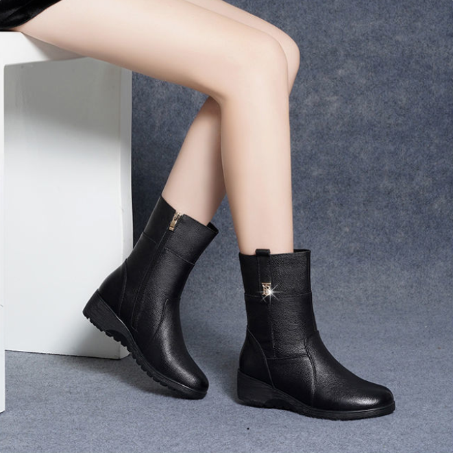 Neujahrsgeschenk 2025 – Weiche Lederstiefel